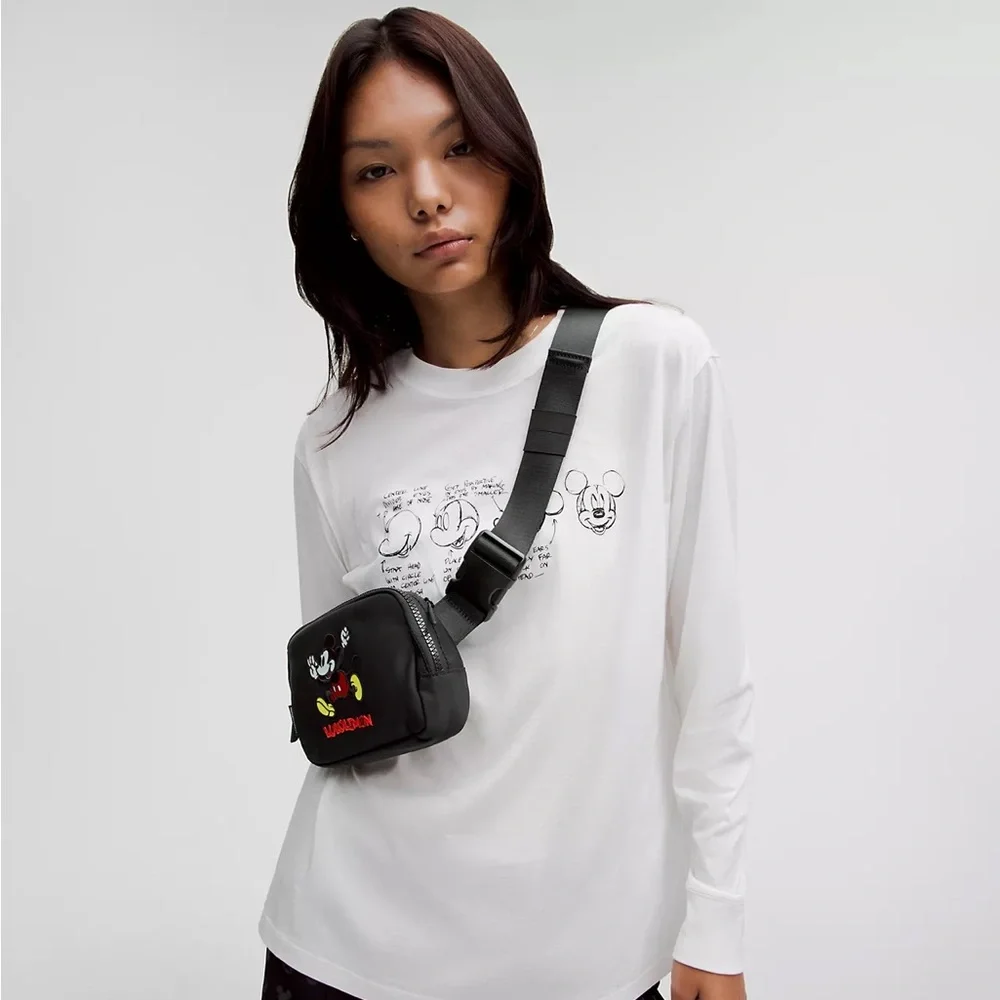Disney x lululemon Everywhere Belt Bag Embroidered Mickey Mouse Fanny Pack NWT